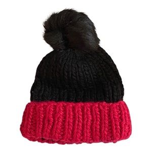 NWT Kyi Kyi Red Black UGA Fur Pom Pom Beanie Hat